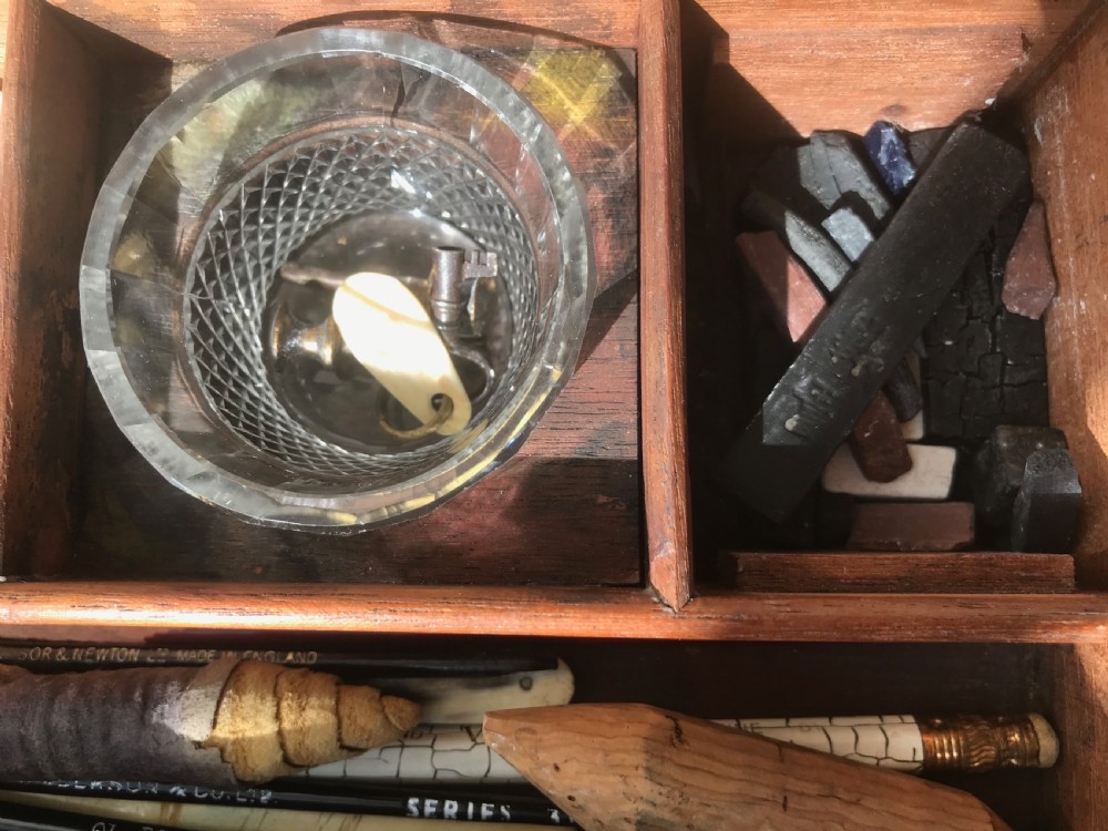 An Artist Paint Box -full of paints and accessories View XIII