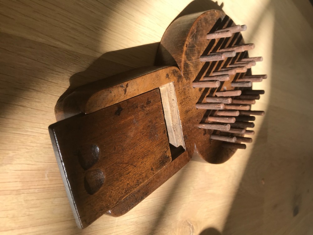 Antique Solitaire Peg Board & 36 pegs - treen View II