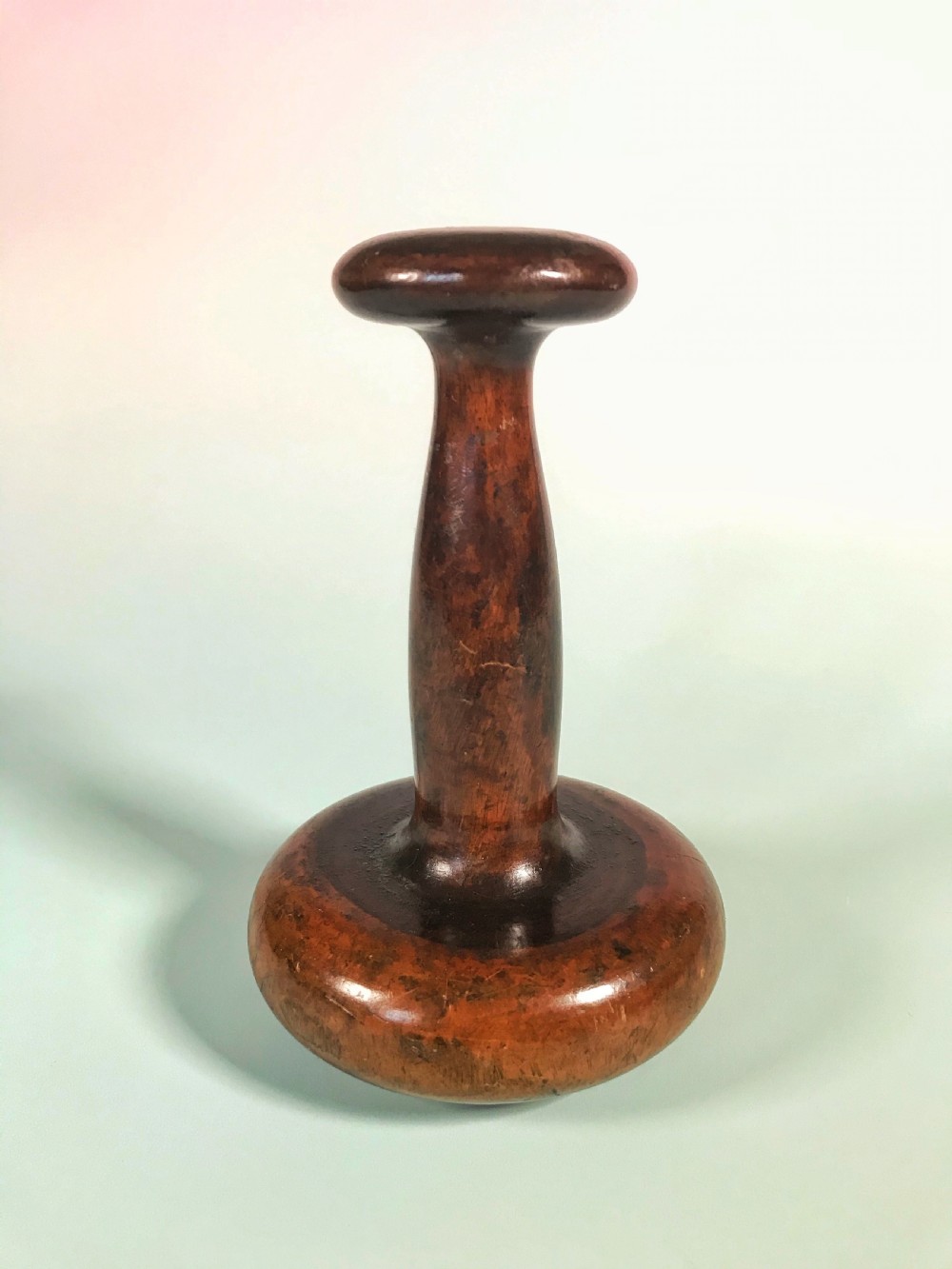 Antique Slickenstone - linen smoother View IV