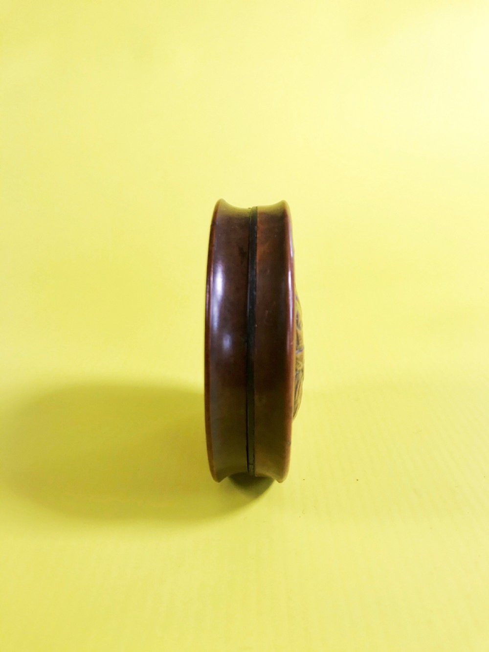 Antique Pressed Wood Snuff Box - Augustus View II