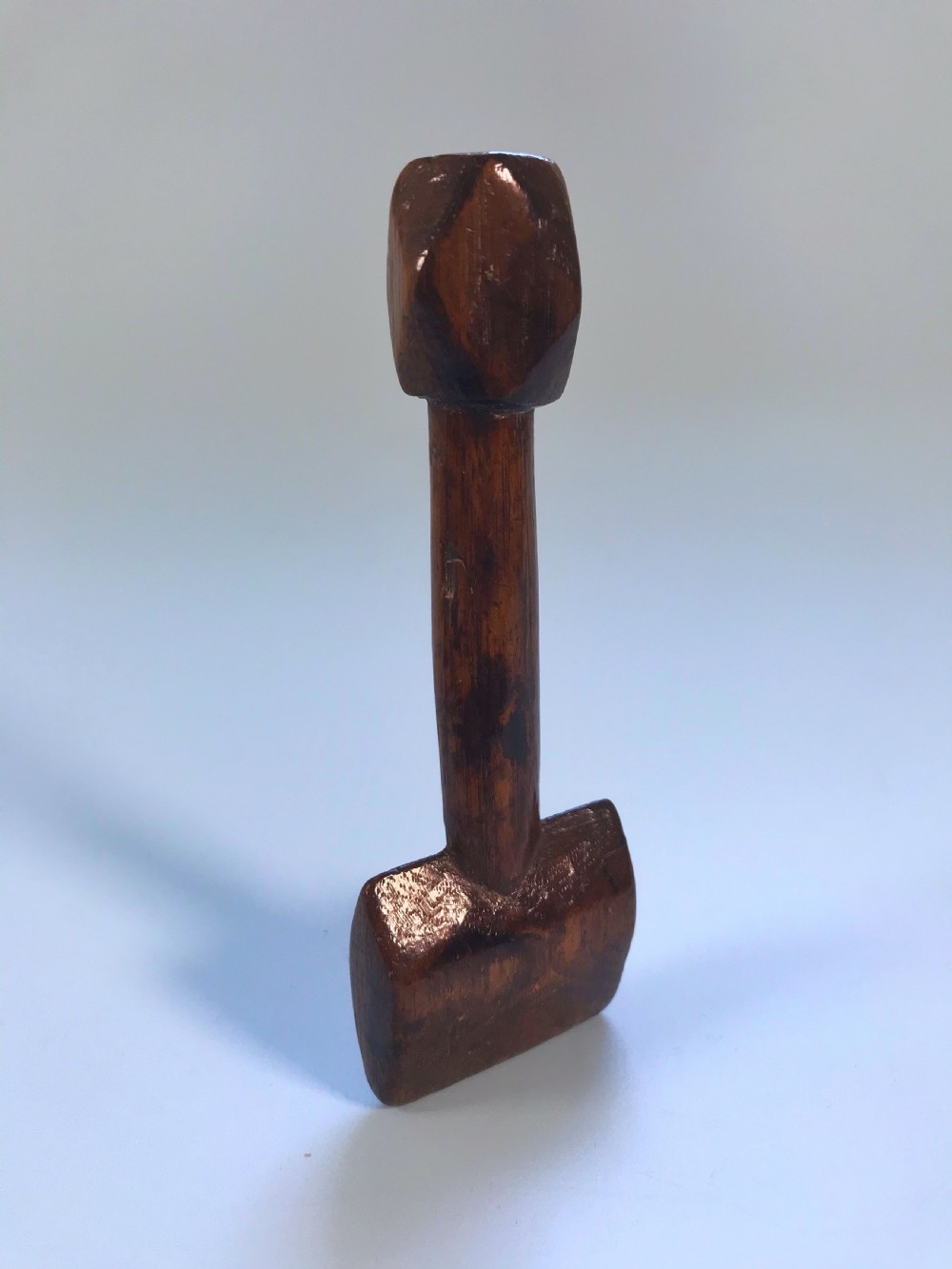 An Antique Sail Maker's Press - treen, Small Size View IV