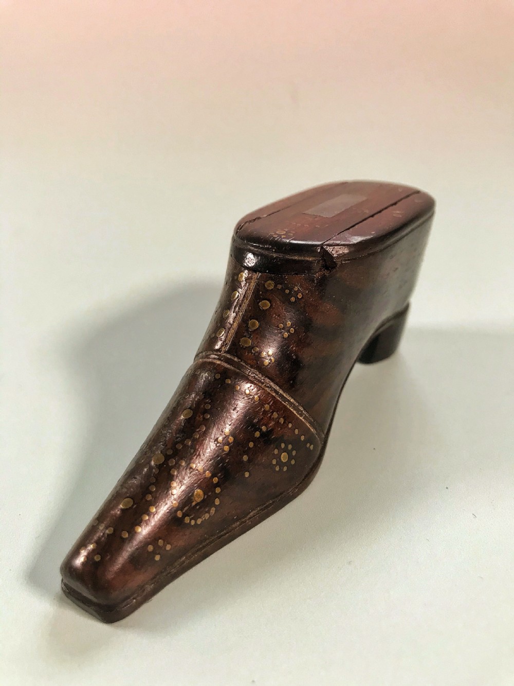 Antique Snuff Shoe - Four Leaf Clover