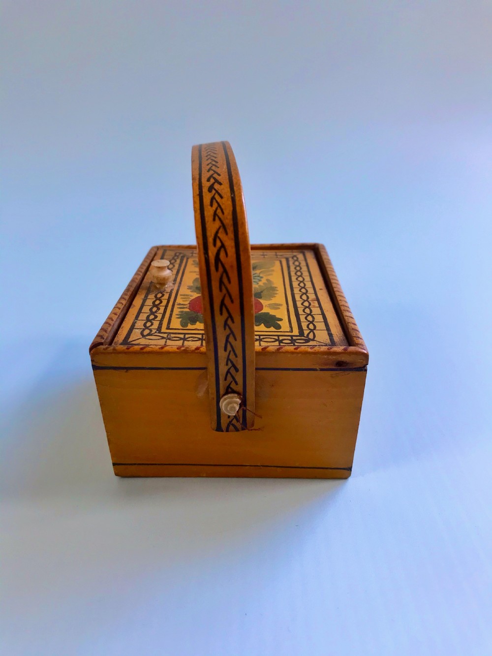 A Small Georgian Sewing Box - Tunbridge/ Brighton Ware View II