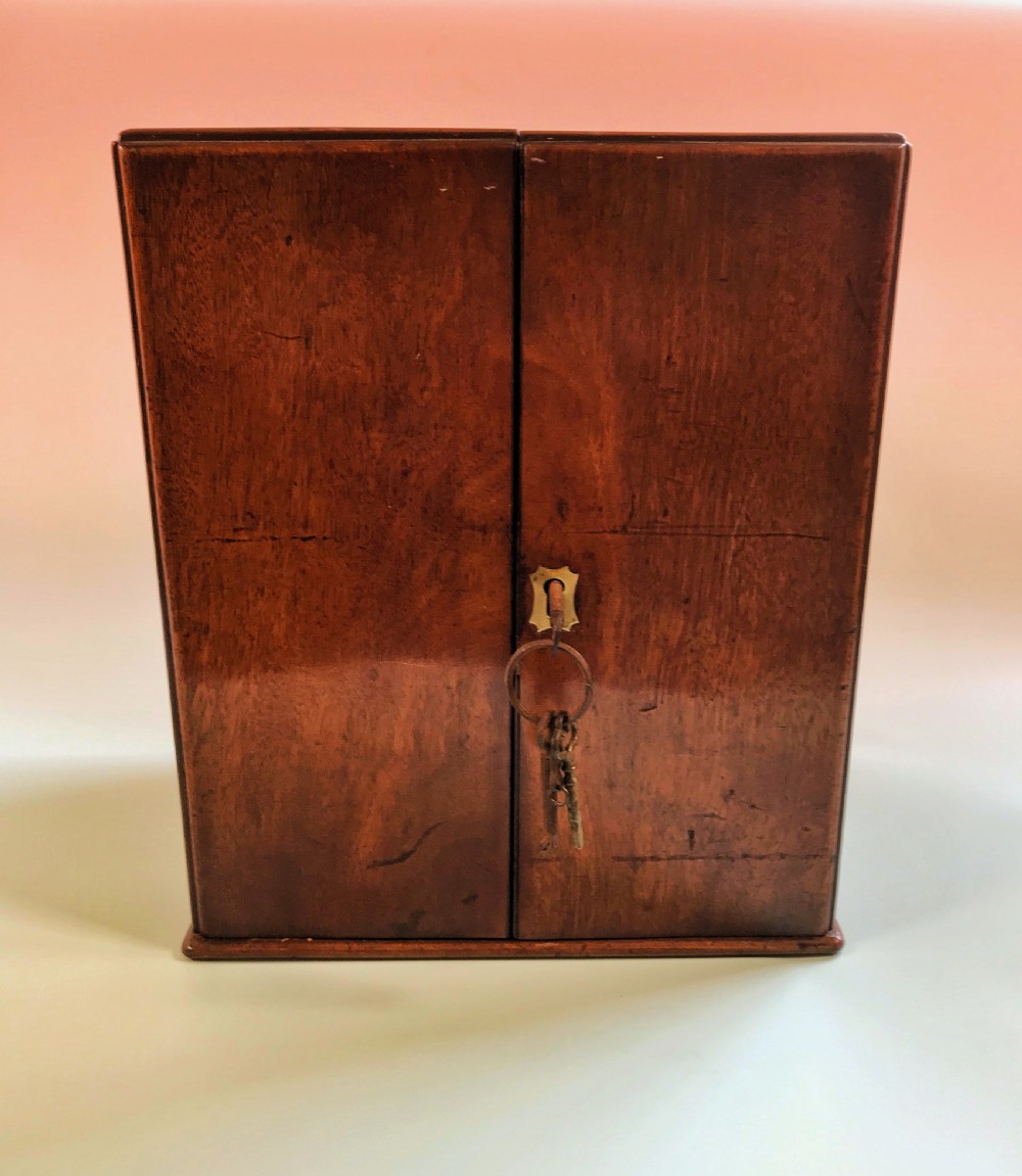 Antique Apothecary/Medicine Chest View XII