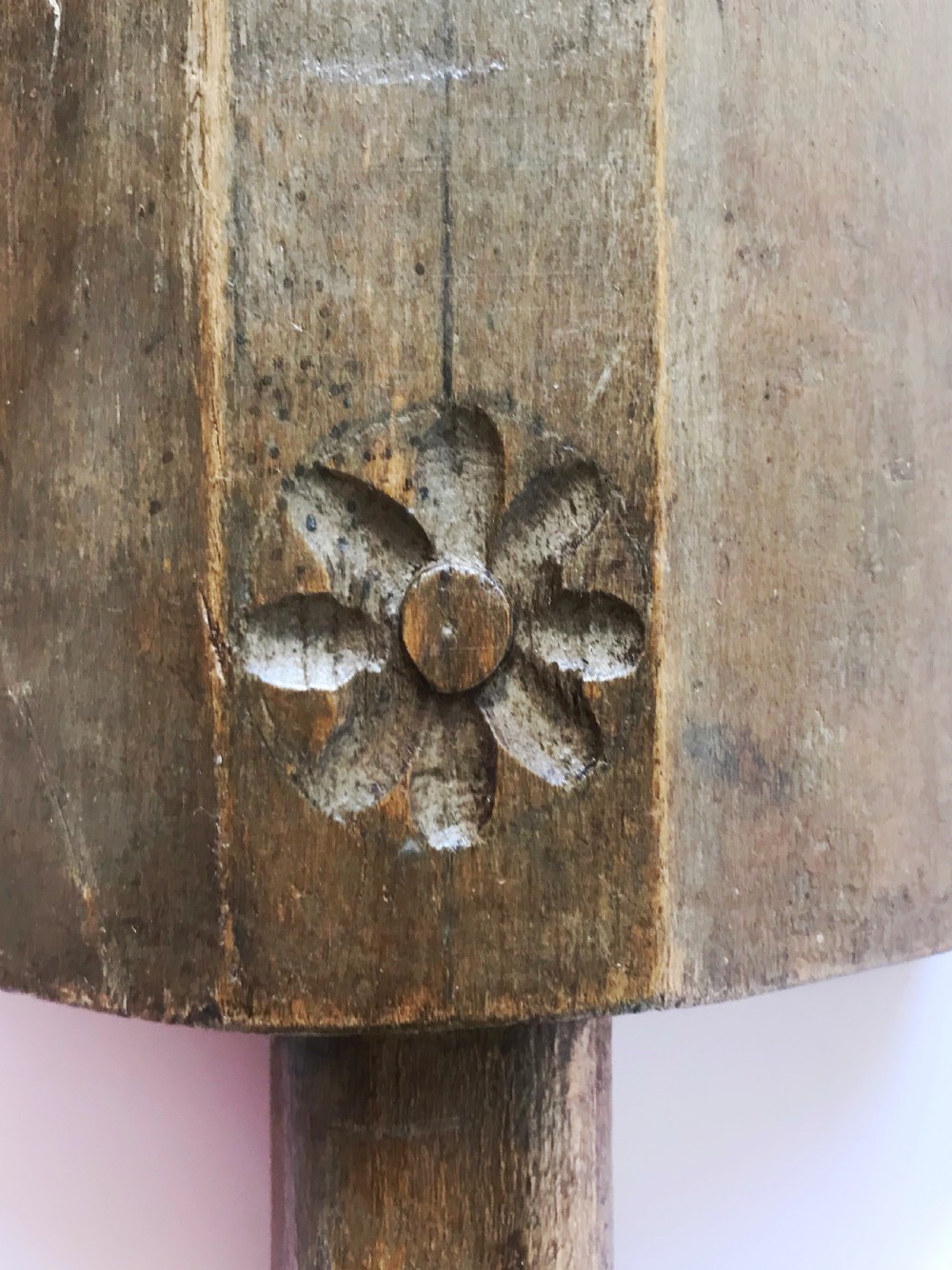 Antique Treen Washing Bat - carved flowers View IV