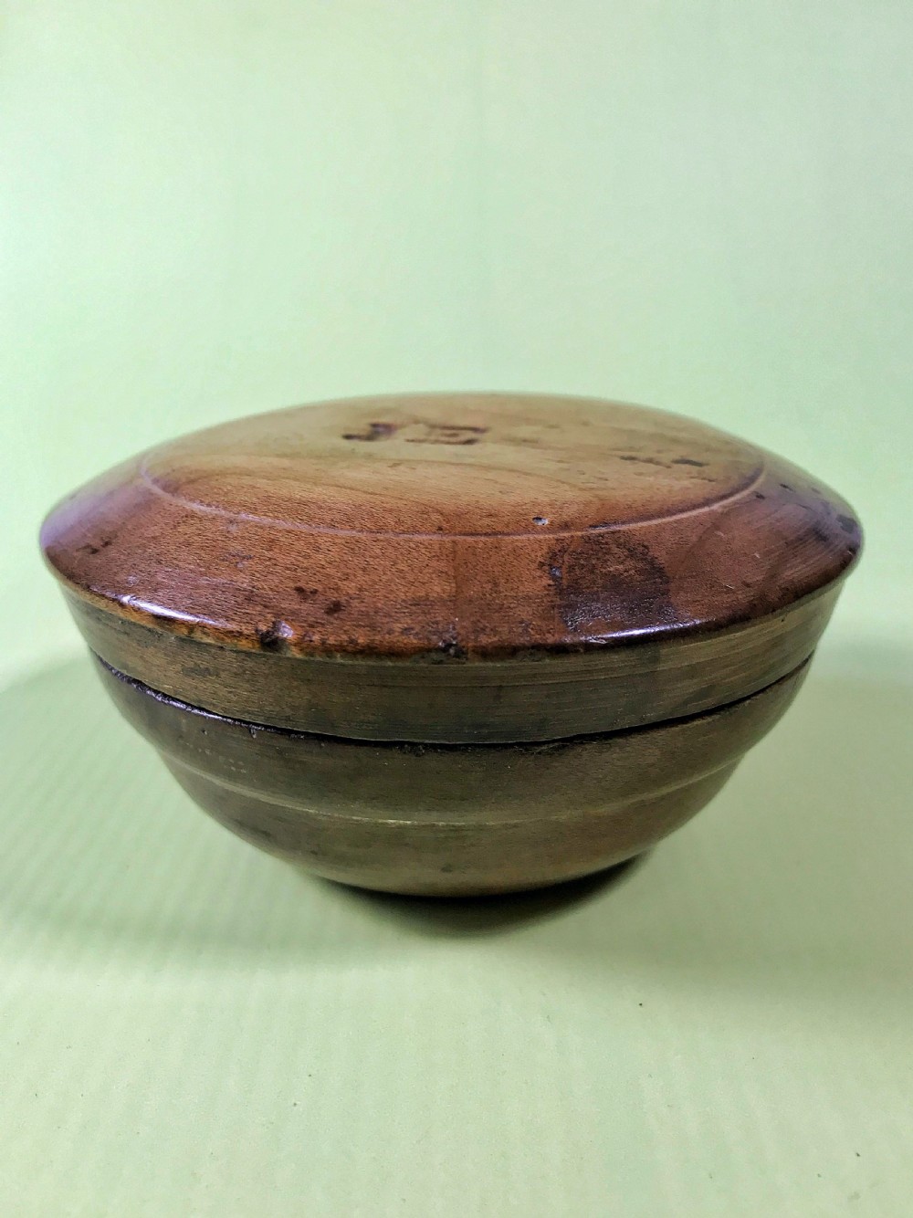 Antique Treen Mealey Beg or Lidded Butter Bowl View IV