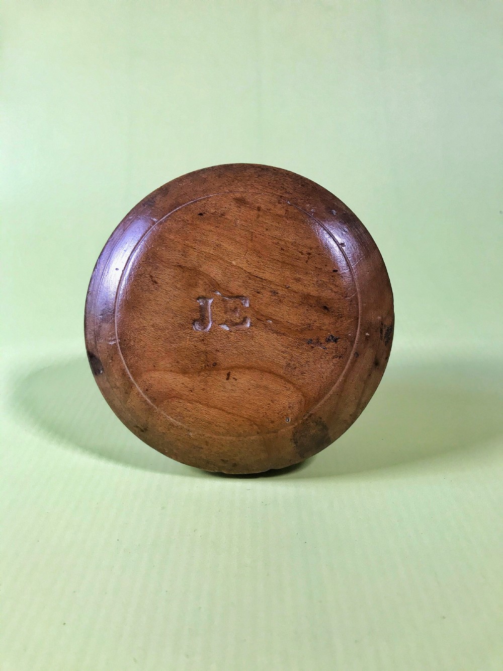 Antique Treen Mealey Beg or Lidded Butter Bowl View VI