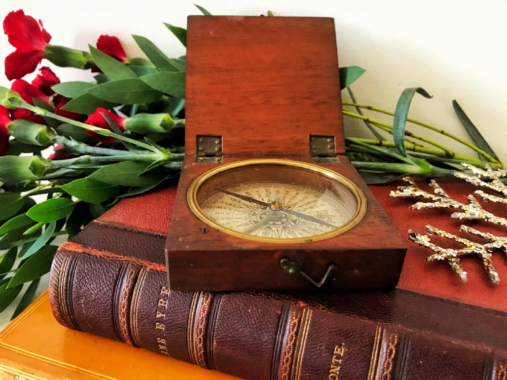Antique Explorers Compass