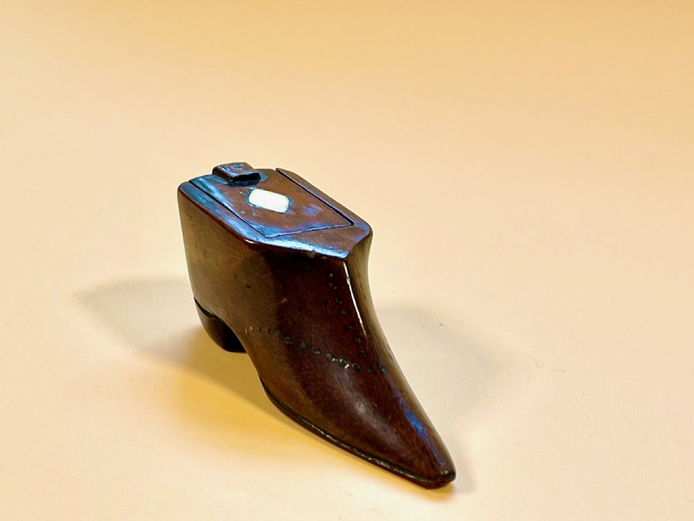 Antique Snuff Shoe Box - diamond inlay View III