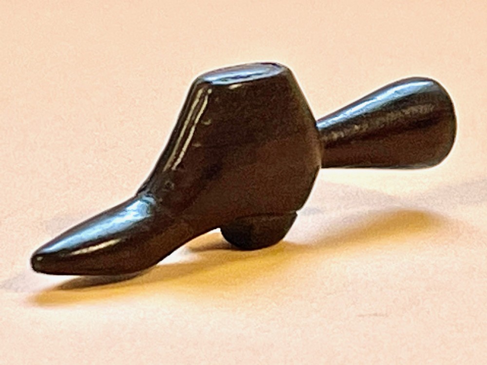 A Georgian Pipe Tamper - in the form of a shoe View V