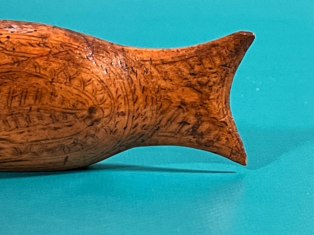 Antique Treen Snuff Box - fish shaped View IV