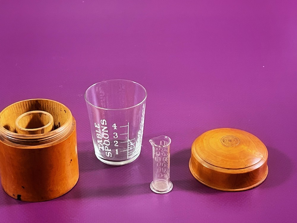 Antique Boxwood case - Unusual having two glass measures