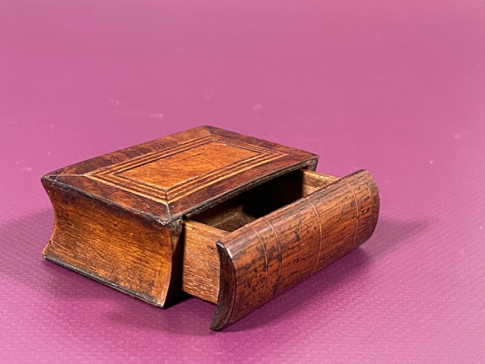 Antique Puzzle Snuff Book Box View III