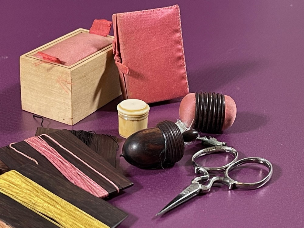 A Georgian Rosewood Sewing Box with Contents - great size View IV
