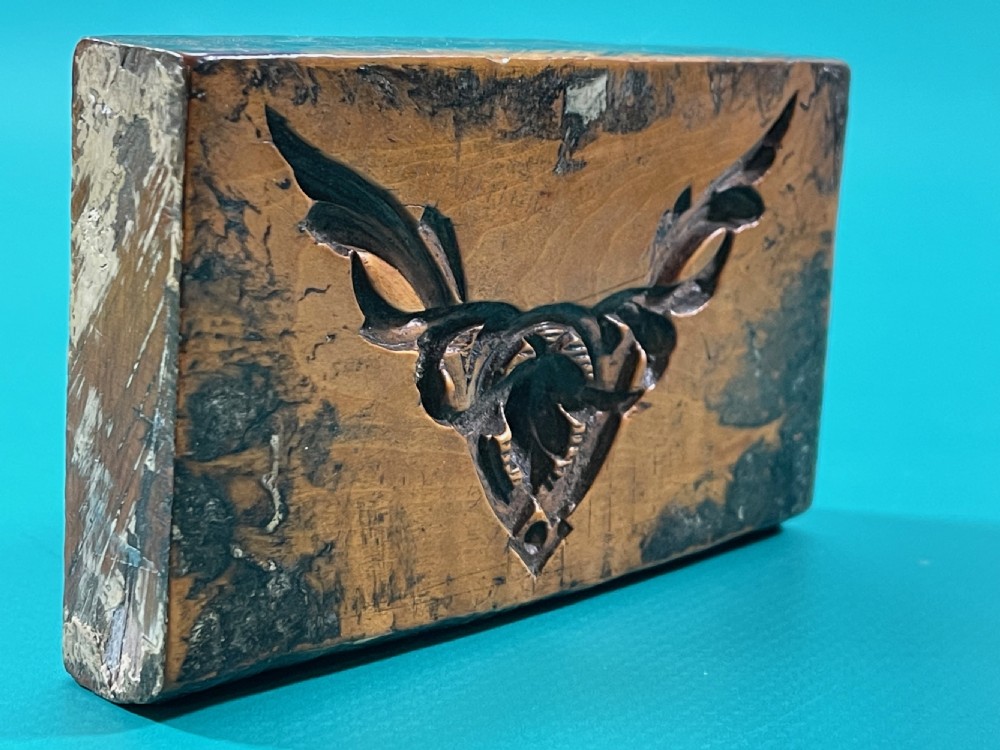A small  early 19th century Georgian boxwood picture frame mould. 
