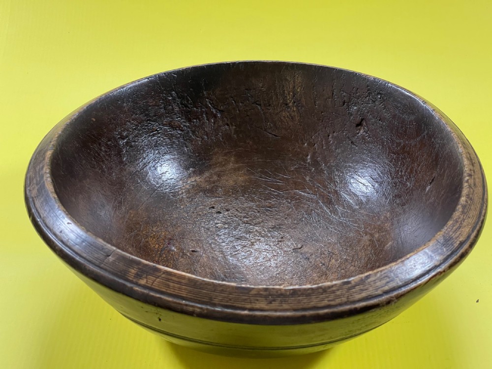 Antique sycamore Dairy Bowl - treen View III