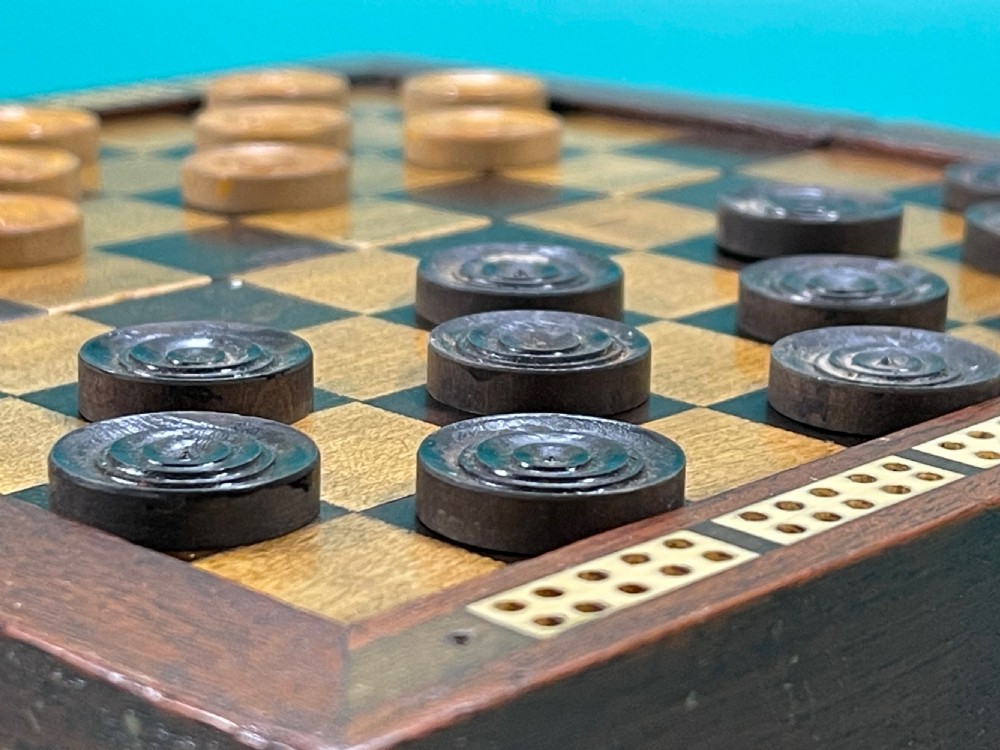 Antique Travelling Draughts Games box -  all the wooden counters are present View VIII