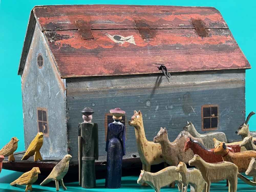 Antique Noahs Ark - 90+ animals & birds View VI