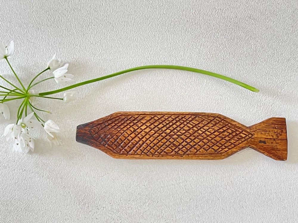 An 18th centurt antique treen knitting sheath  View IV
