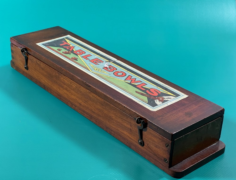 Antique treen Table bowls in a Mahogany Box - complete with rules View II