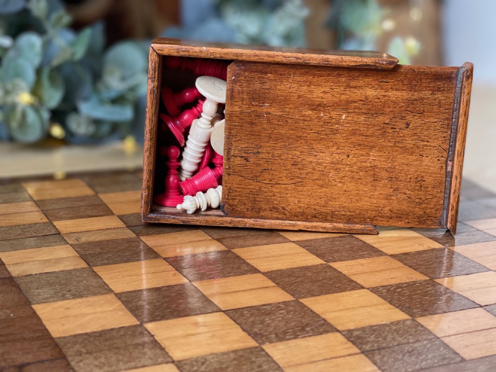 Antique Roll Up Wooden Chess Board & Chess Pieces View III