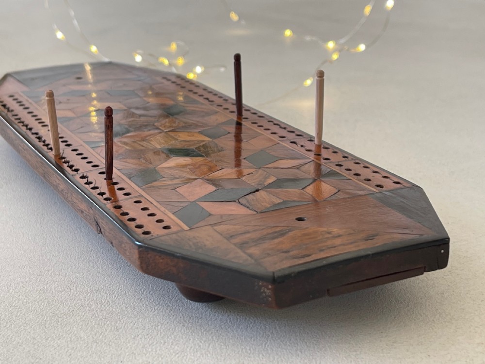 Antique Tunbridge Ware Cribbage Board & Pegs View VI