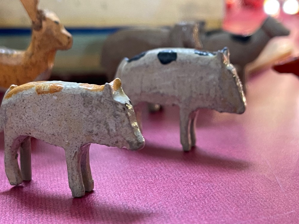 Antique Noahs Ark - includes some animals &figures View V