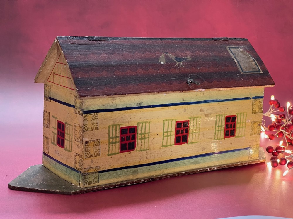 Antique Noahs Ark - includes some animals &figures View XII
