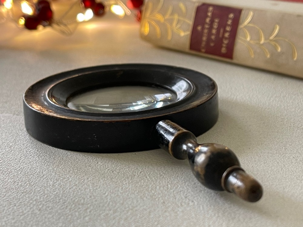 Antique Small Sized Magnifying Glass - Desk Items