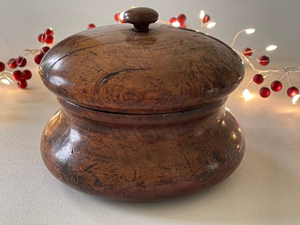 Antique Treen Pot with Damper 