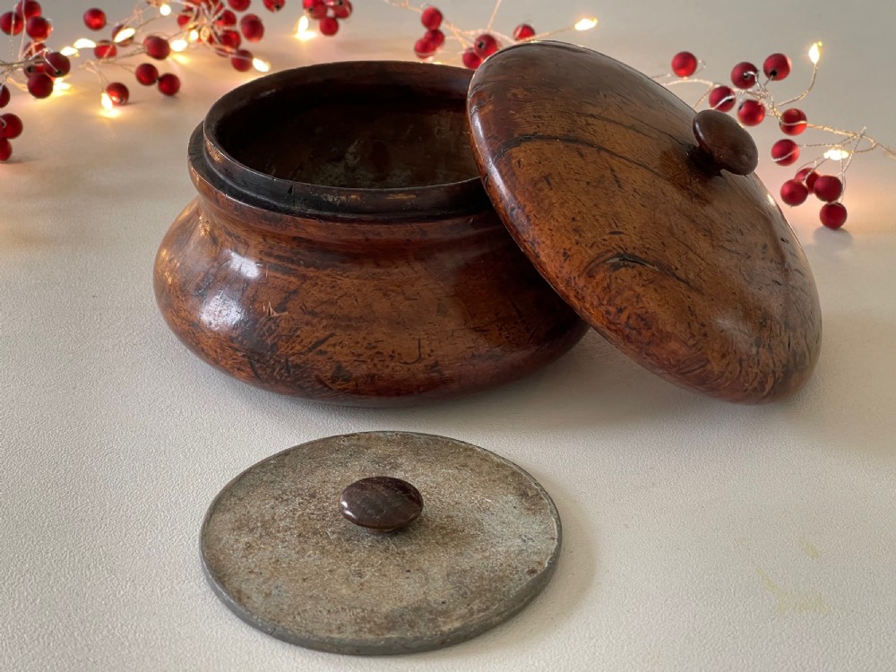 Antique Treen Pot with Damper  View IV