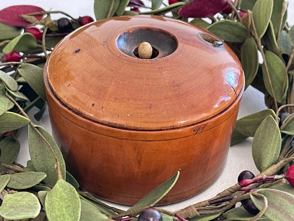 Antique  Treen Travelling Roulette Game View VIII