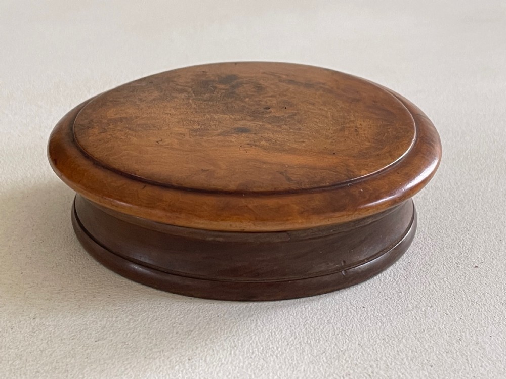 Antique Travelling Roulette Game View VI