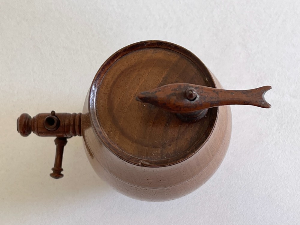 Antique Spirit Barrel - unusual bird feature View IV