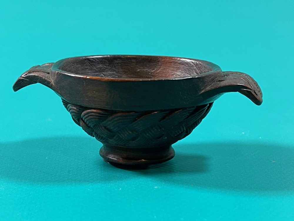 Antique Treen Scottish Quaich - carved basket weave decoration View V