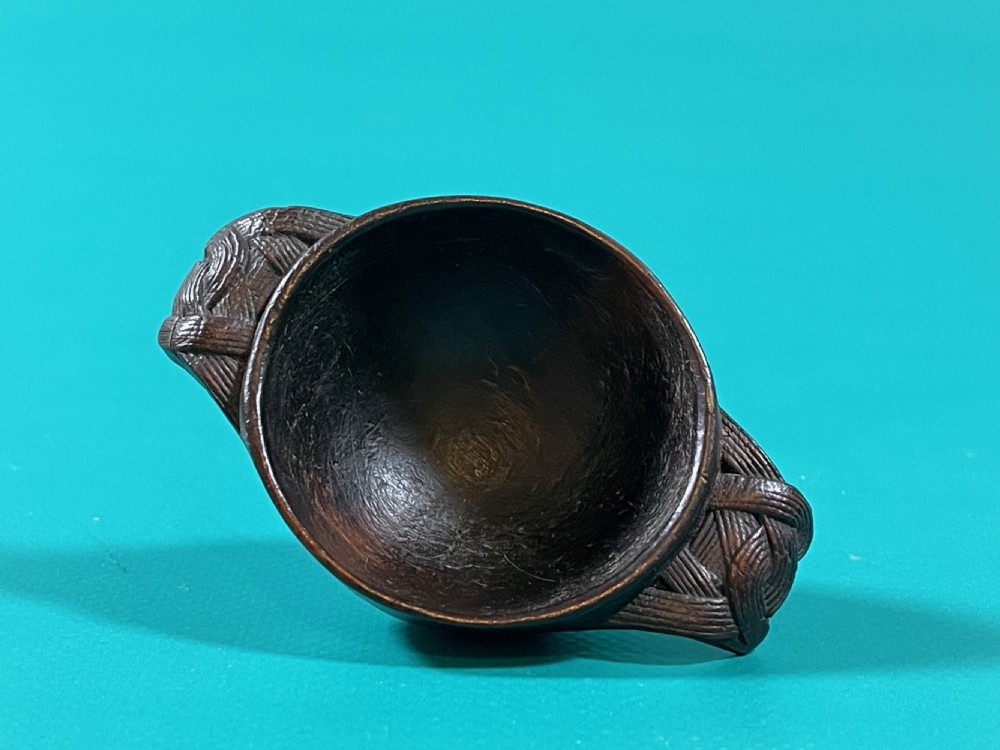 Antique Treen Scottish Quaich - carved basket weave decoration View VIII