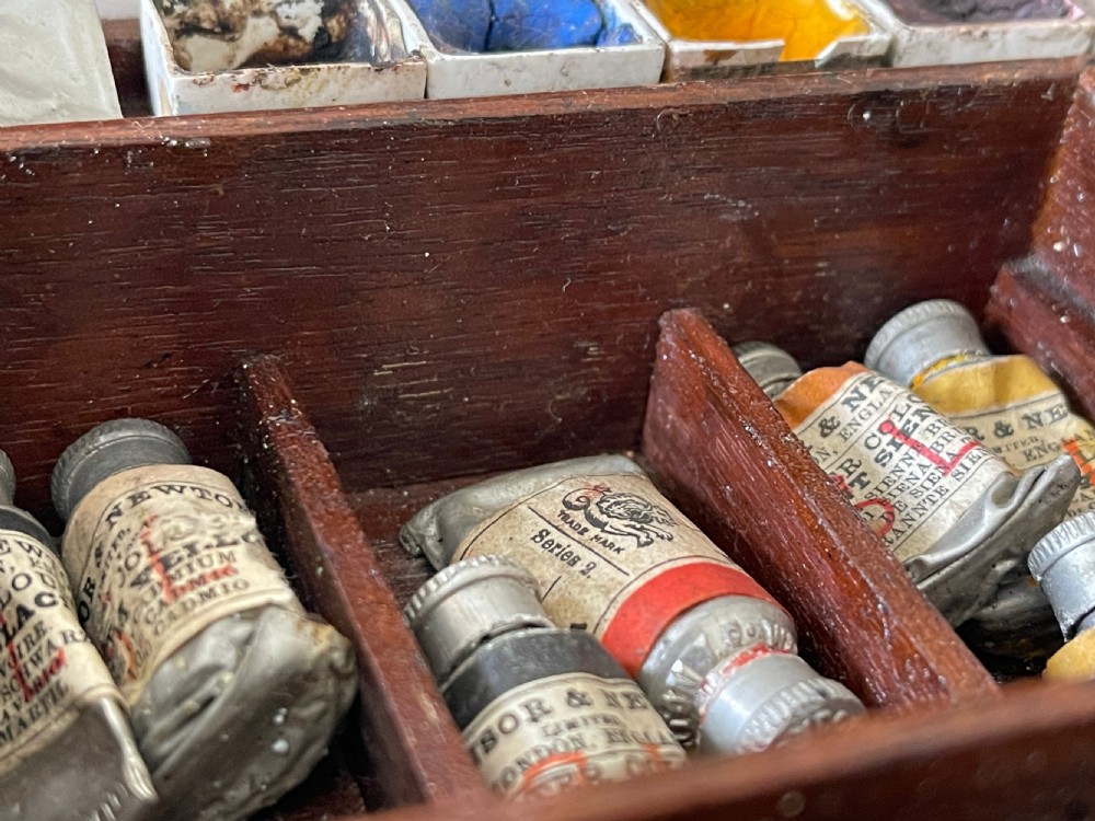 Antique Artists Paint Box -  Reeves & Sons - with contents View II
