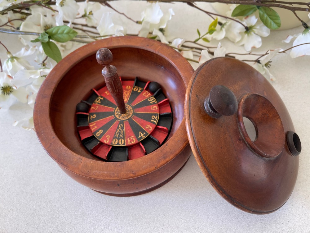 An early 1900s travelling roulette game