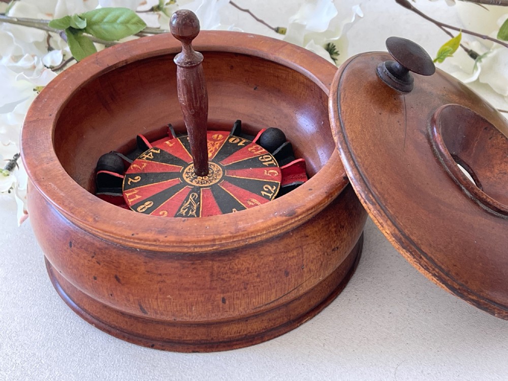 An early 1900s travelling roulette game View III