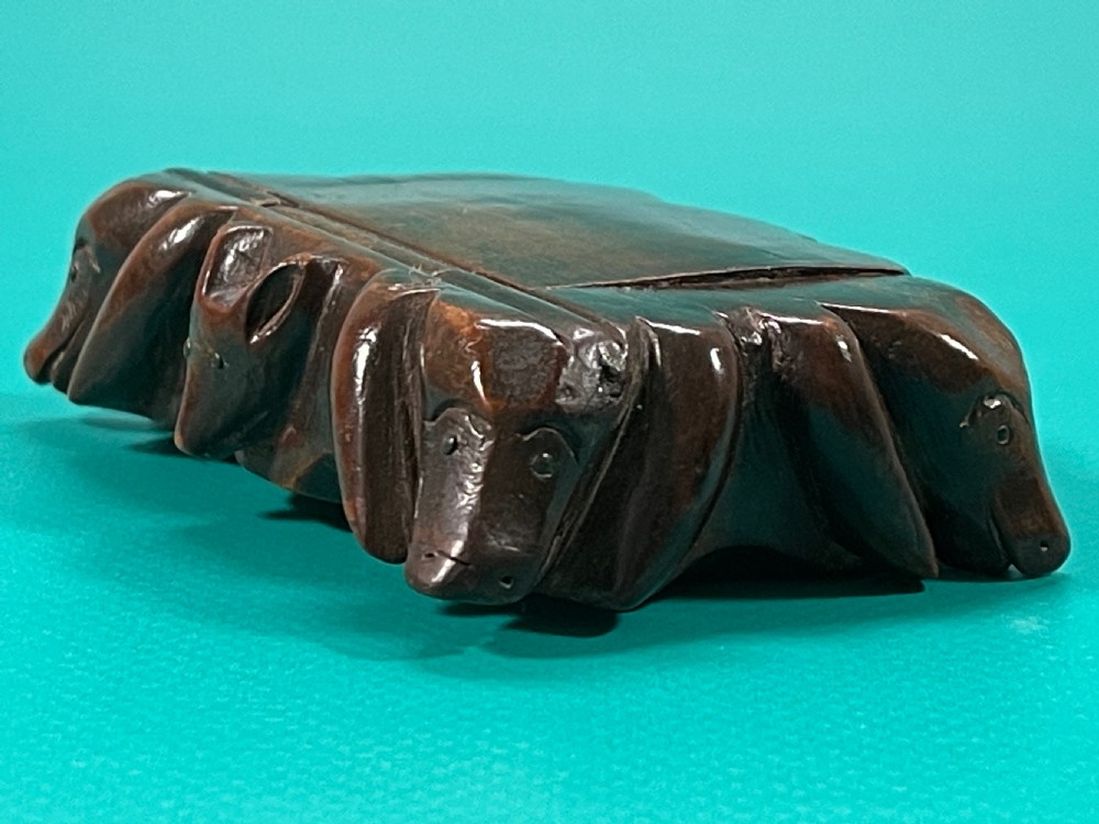 Antique Table Snuff Box - carved Hounds & Fox View VIII