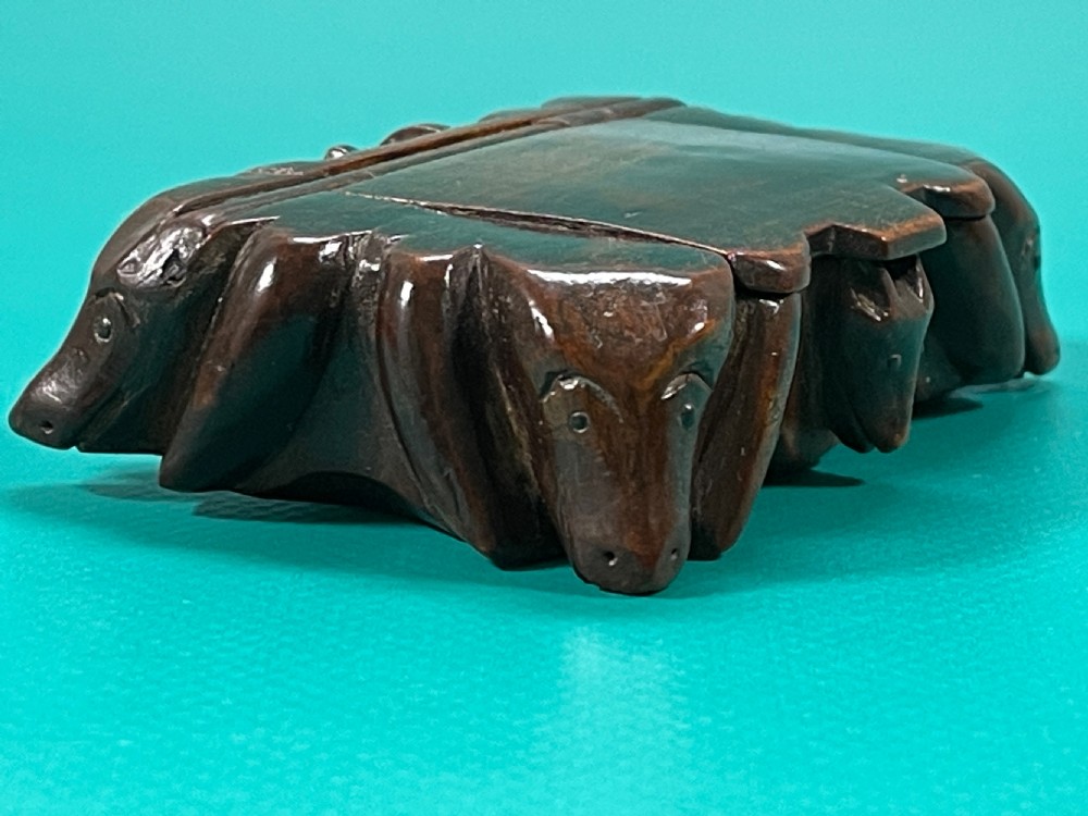 Antique Table Snuff Box - carved Hounds & Fox View X