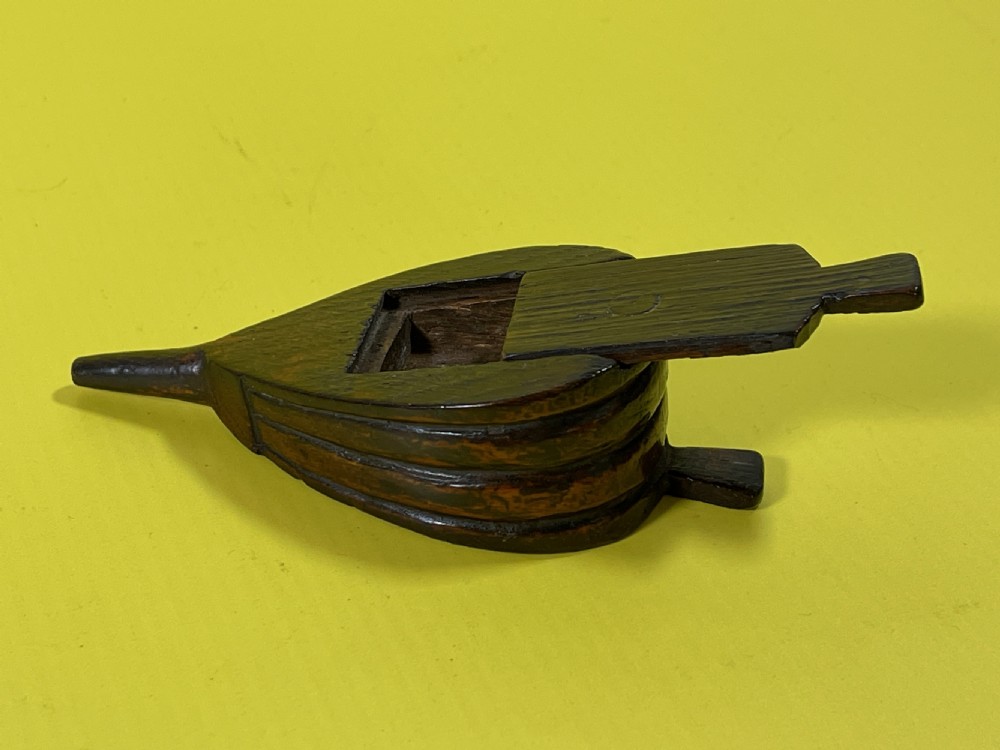 Antique Treen Snuff Box - Bellows Shaped View VII