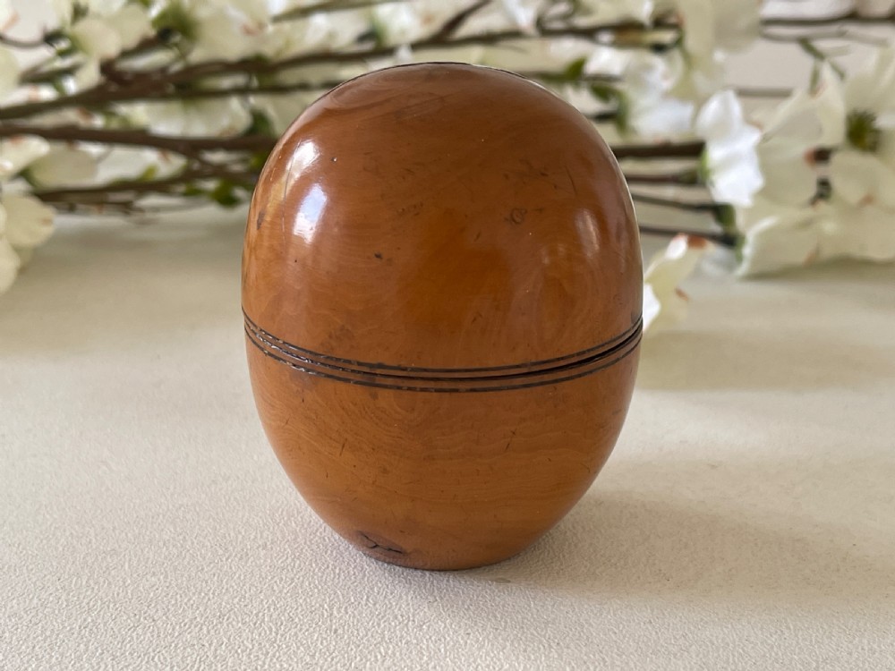A Small Antique Treen Boxwood Pill Silverer