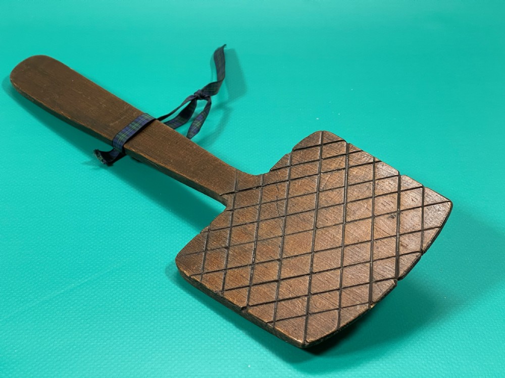 Antique Treen Pie Peel & Riddle Board