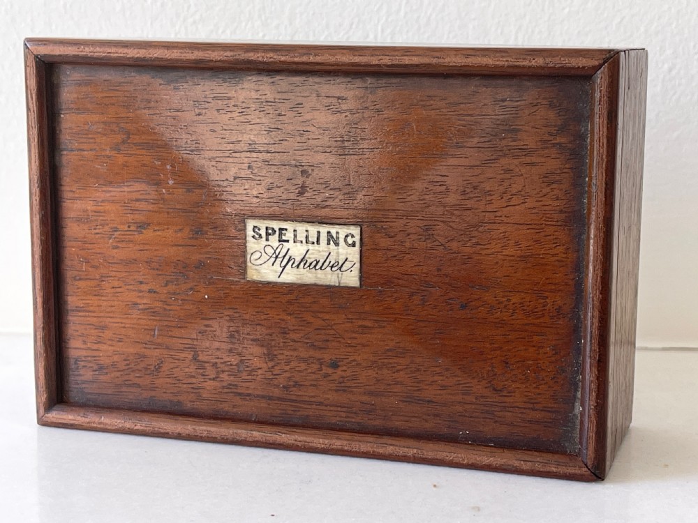 Antique Spelling and Alphabet Box - includes 232 double sided bone letters View IV