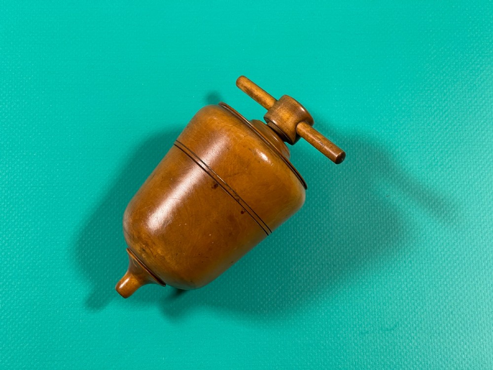 Antique Treen Boxwood Lemon Squeezer