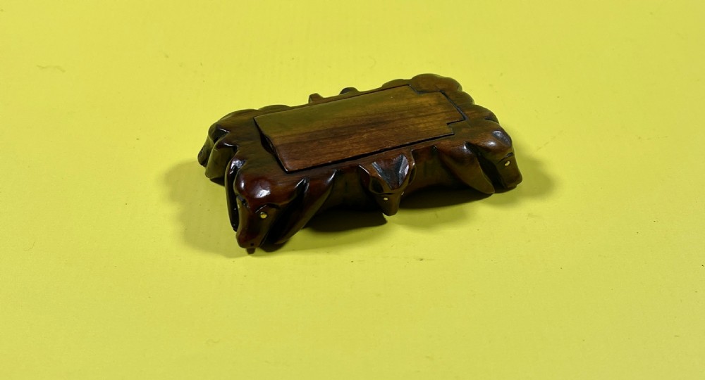 Antique Scottish Pocket Snuff Box - hounds and fox View V