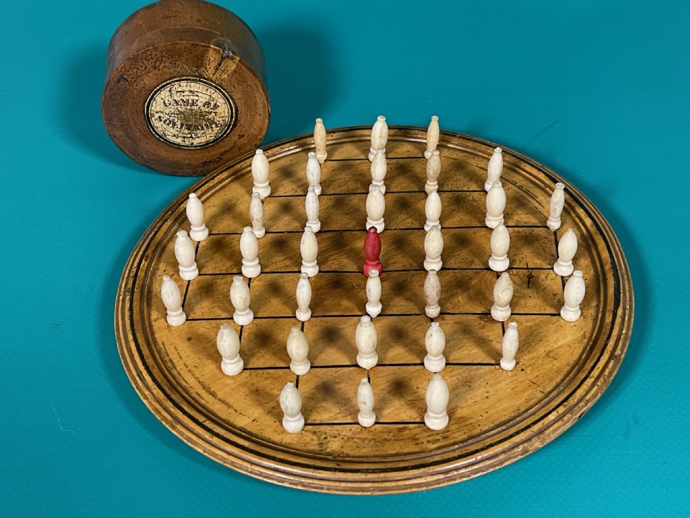 Antique Treen Peg Solitaire Board & Pegs in Box View IV