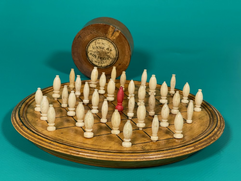 Antique Treen Peg Solitaire Board & Pegs in Box View XI
