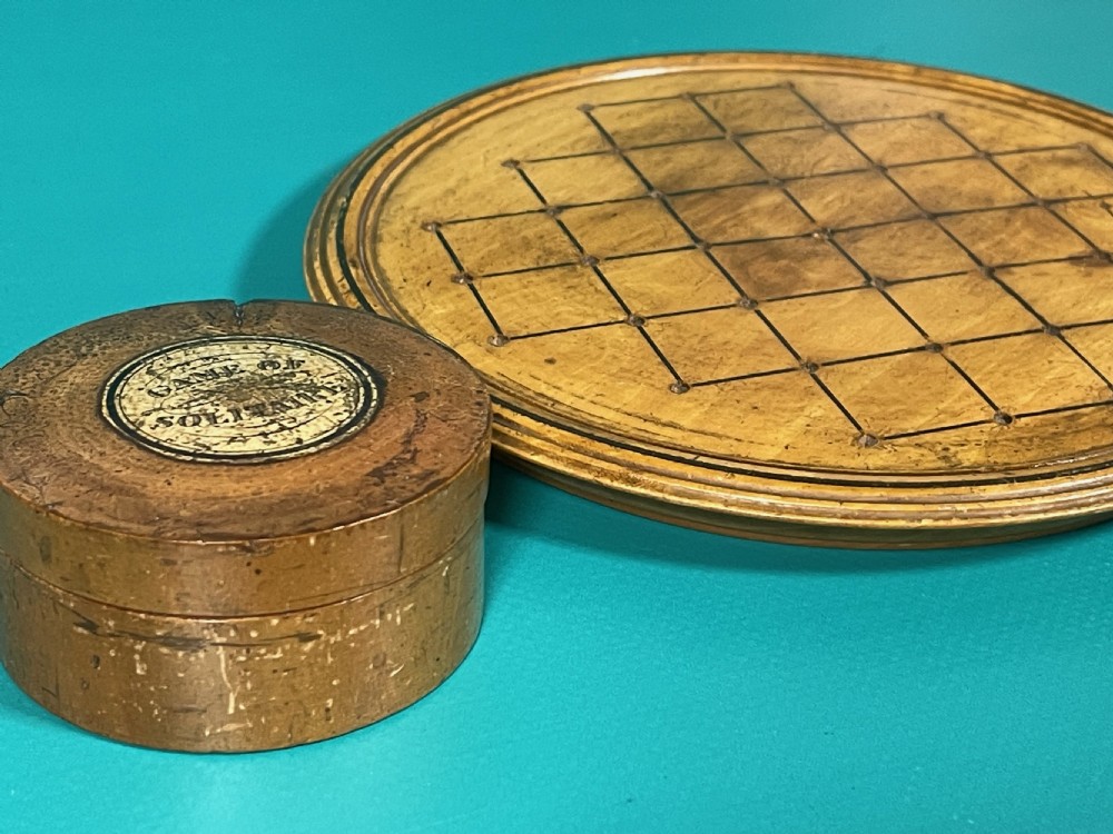 Antique Treen Peg Solitaire Board & Pegs in Box View XIII